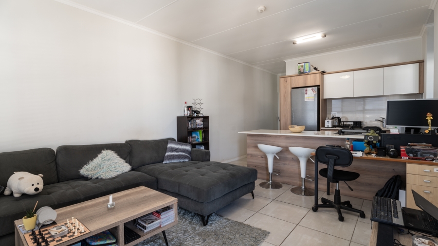1 Bedroom Property for Sale in De Zicht Estate Western Cape